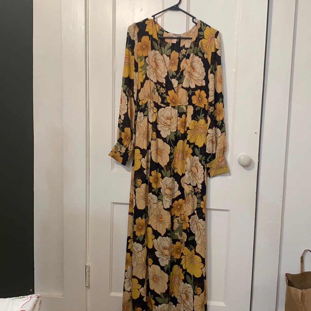 Forever 21 Long Sleeve Maxi Dress